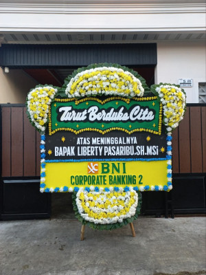 Papan Bunga Duka di Bandulu