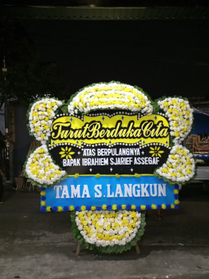 Papan Bunga Duka di Bandulu
